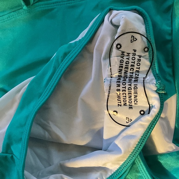 Swim suit. NWT lovely “Cupshe “ turquoise/white with ruffles at neck and back - Picture 8 of 16